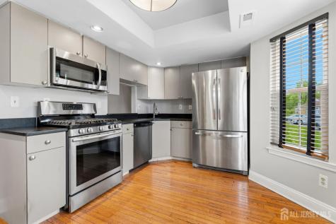 88 Wilshire Court Old Bridge NJ 08857