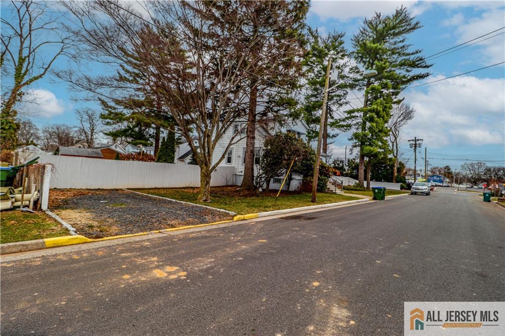 15 Riverview Avenue Edison NJ 08817
