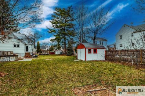 15 Riverview Avenue Edison NJ 08817