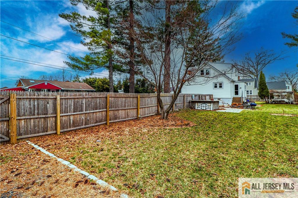 15 Riverview Avenue Edison NJ 08817