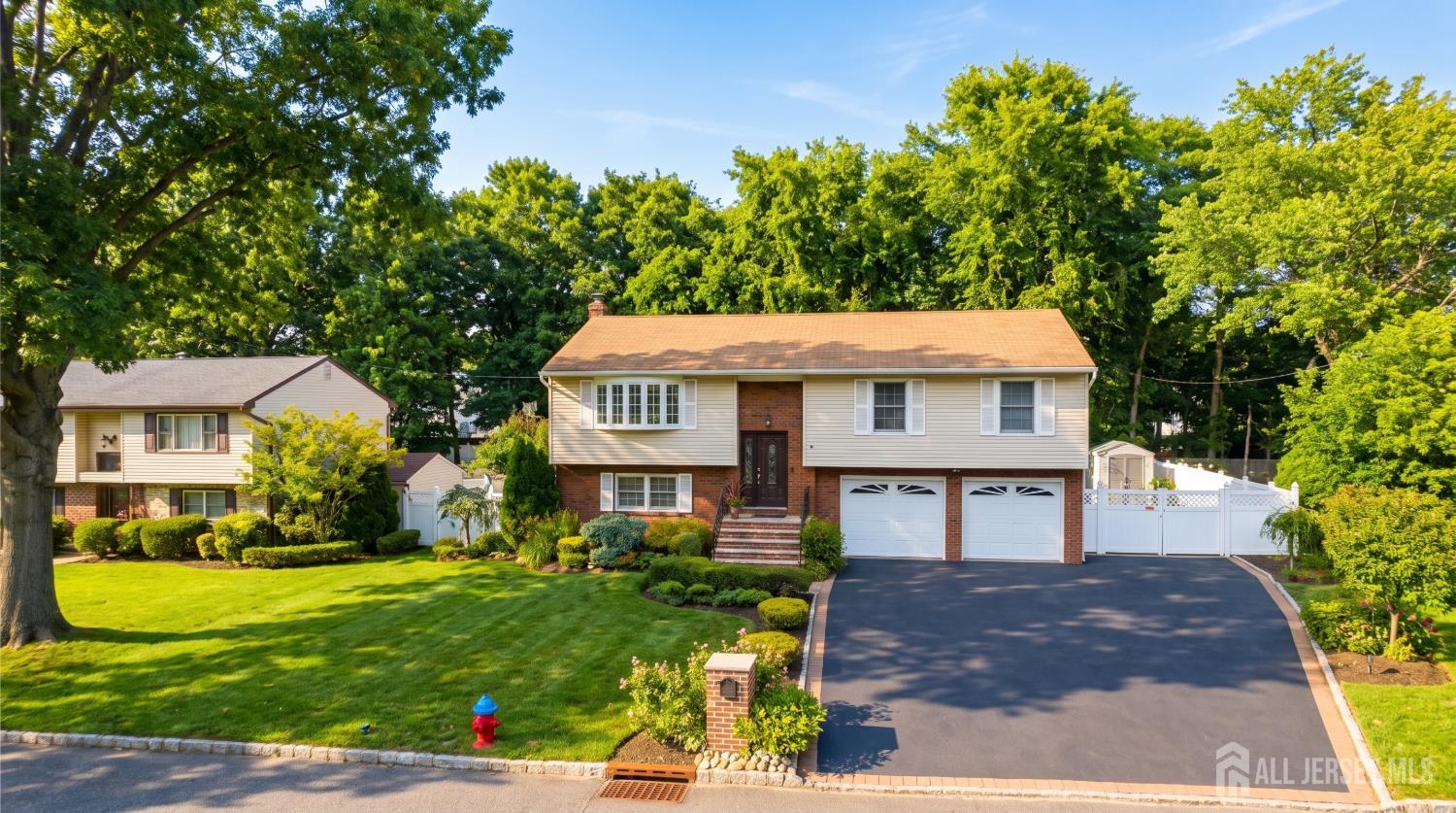 22 Sherwood Lane Old Bridge NJ 08857