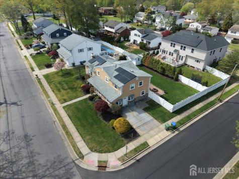 95 E Calvert Avenue Edison NJ 08820