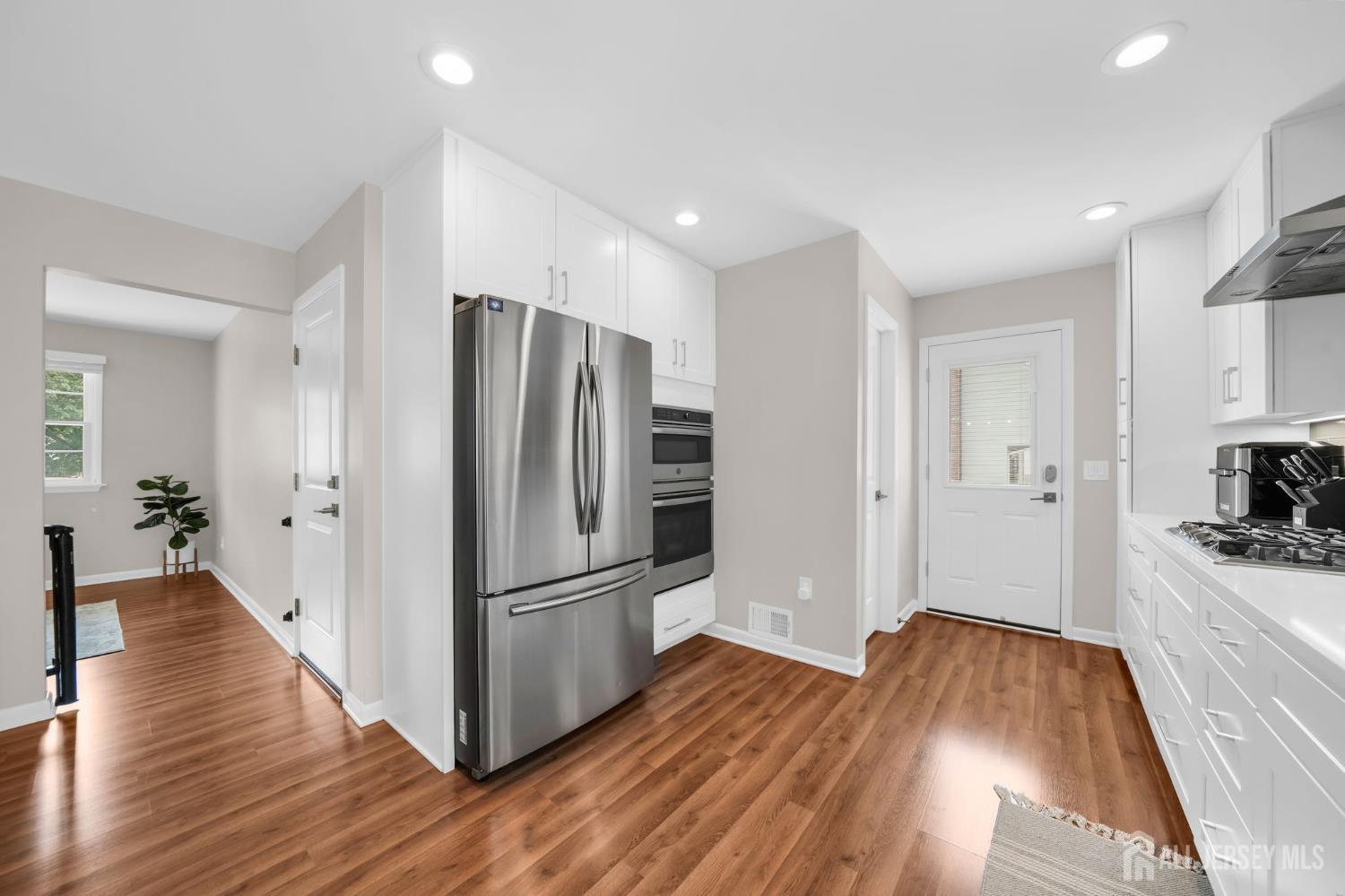 76 Seymour Terrace Piscataway NJ 08854