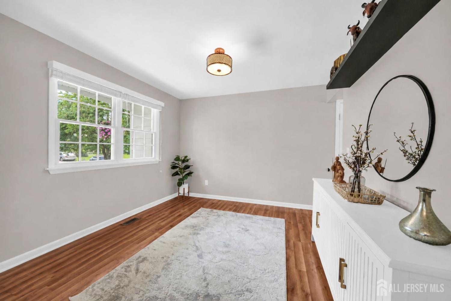 76 Seymour Terrace Piscataway NJ 08854