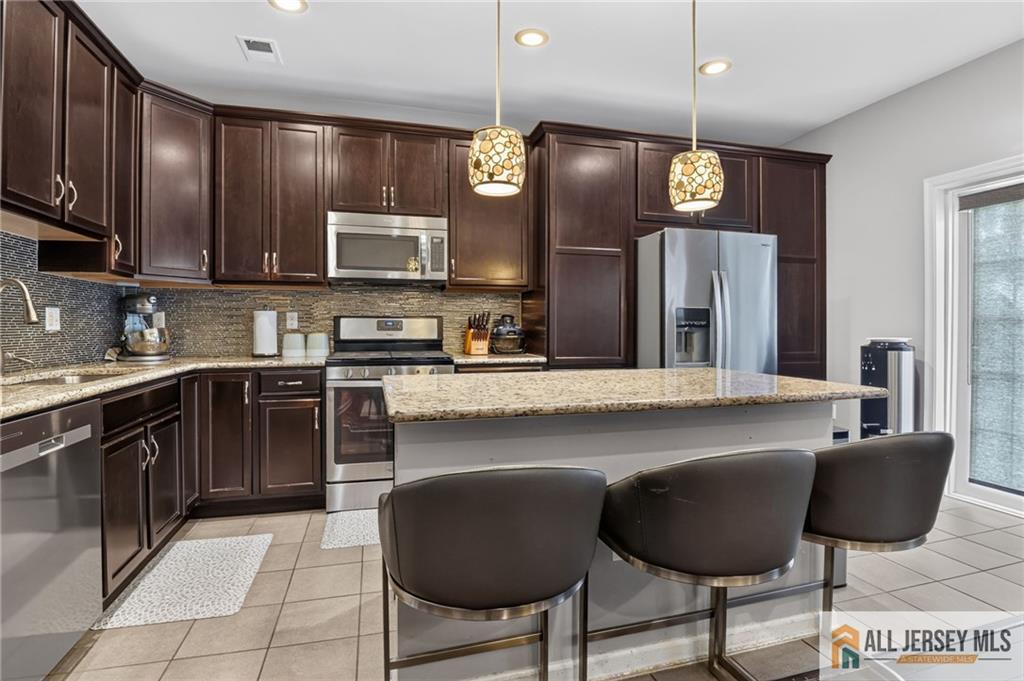 64 Andrews Way Piscataway NJ 08854