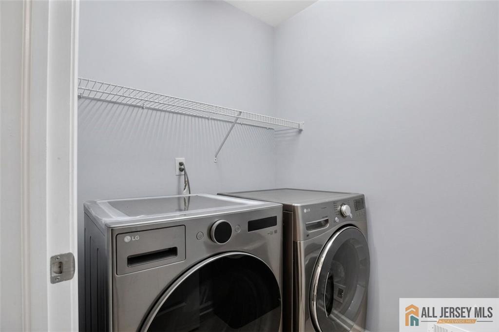 64 Andrews Way Piscataway NJ 08854