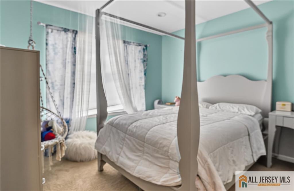 64 Andrews Way Piscataway NJ 08854