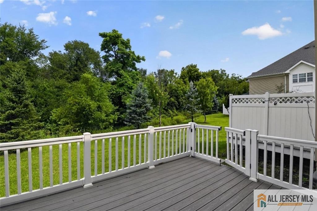 64 Andrews Way Piscataway NJ 08854