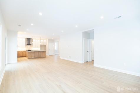 7 Altamont Road Edison NJ 08817
