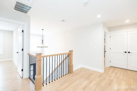 7 Altamont Road Edison NJ 08817
