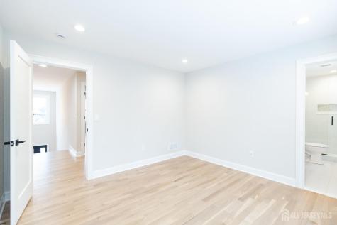 7 Altamont Road Edison NJ 08817