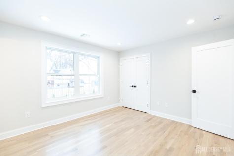 7 Altamont Road Edison NJ 08817