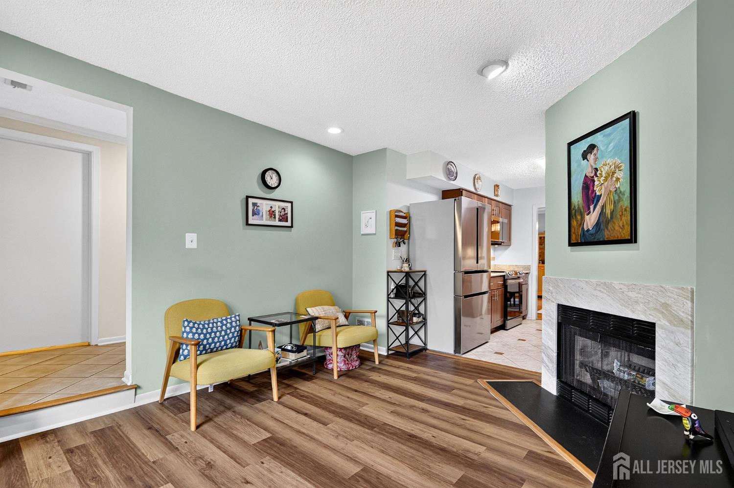63 Thoreau Drive Plainsboro NJ 08536