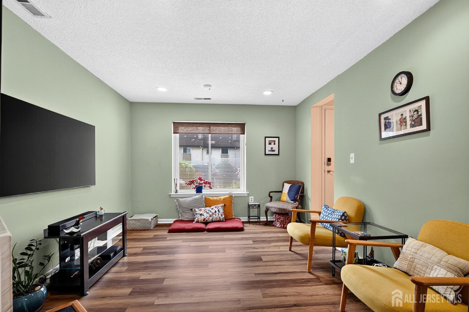 63 Thoreau Drive Plainsboro NJ 08536