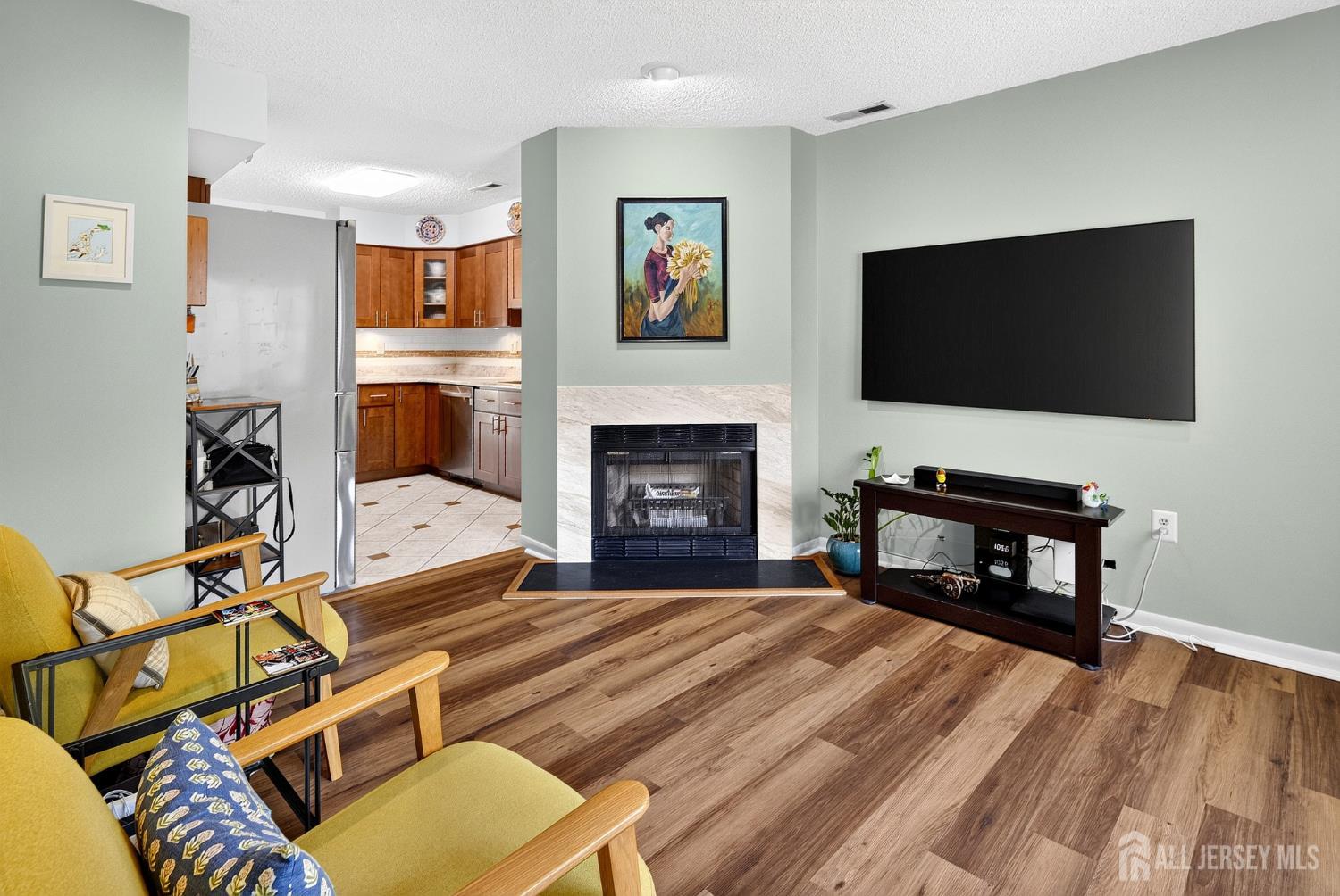 63 Thoreau Drive Plainsboro NJ 08536