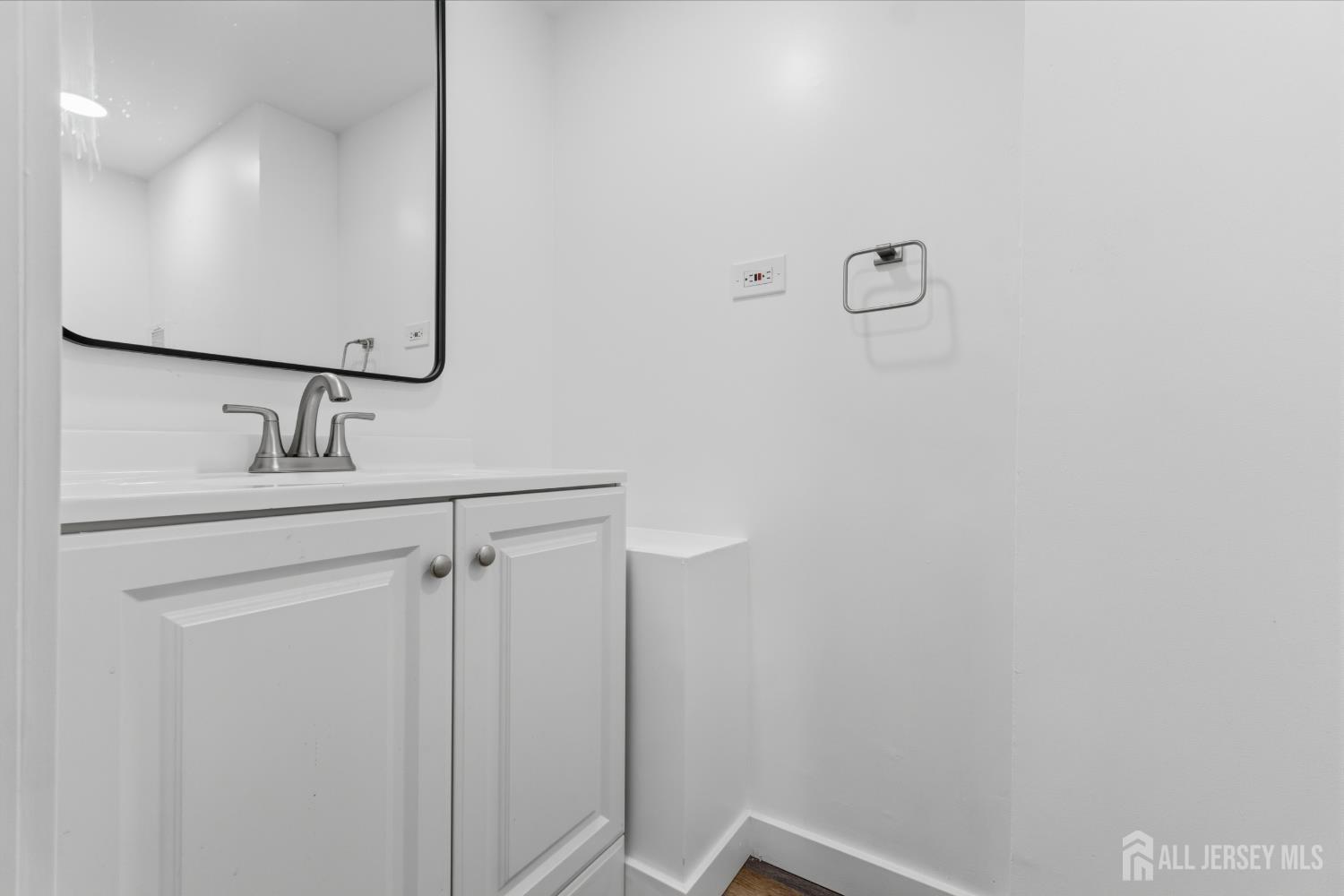 12 Daniel Road Spotswood NJ 08884