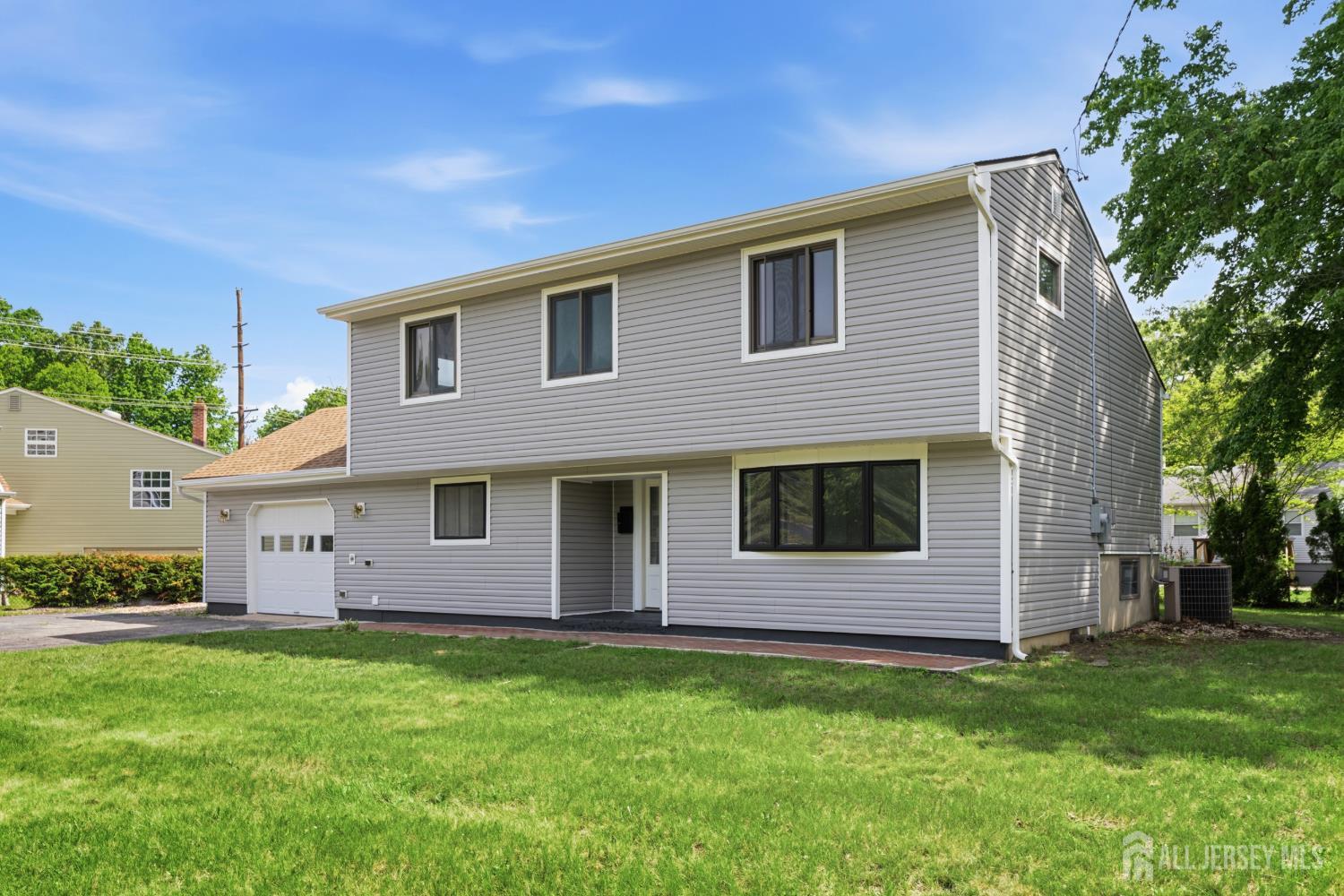 12 Daniel Road Spotswood NJ 08884