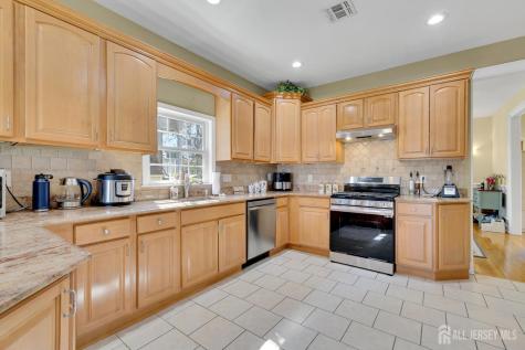 29 Tower Road Edison NJ 08820