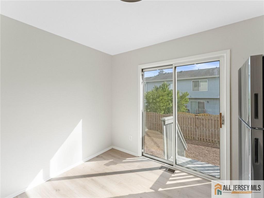 18 Spruce Street Jamesburg NJ 08831