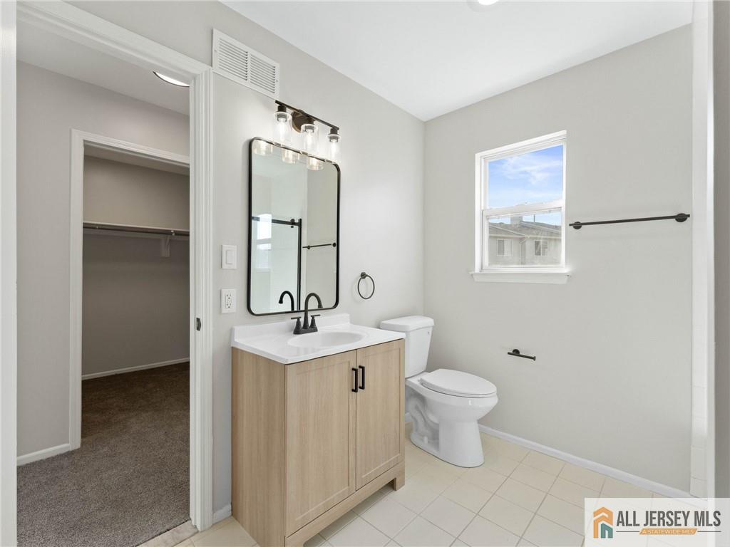 18 Spruce Street Jamesburg NJ 08831