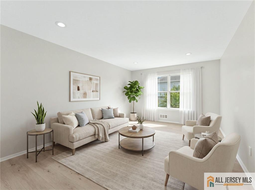 18 Spruce Street Jamesburg NJ 08831