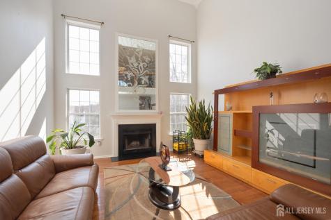 6 Lawrence Court Monroe NJ 08831