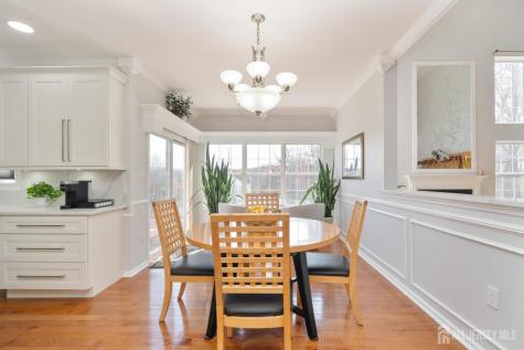 6 Lawrence Court Monroe NJ 08831