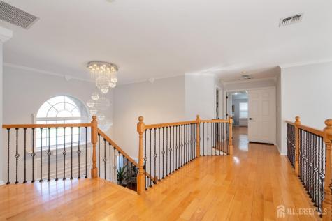 6 Lawrence Court Monroe NJ 08831