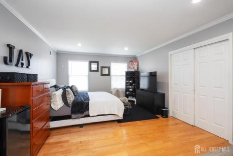 6 Lawrence Court Monroe NJ 08831