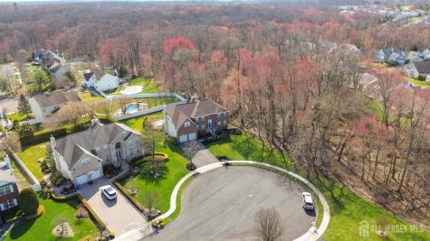 6 Lawrence Court Monroe NJ 08831