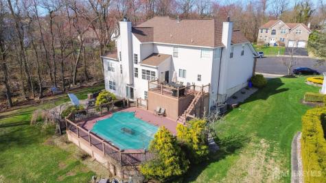 6 Lawrence Court Monroe NJ 08831