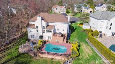 6 Lawrence Court Monroe NJ 08831