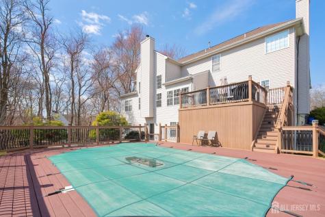 6 Lawrence Court Monroe NJ 08831