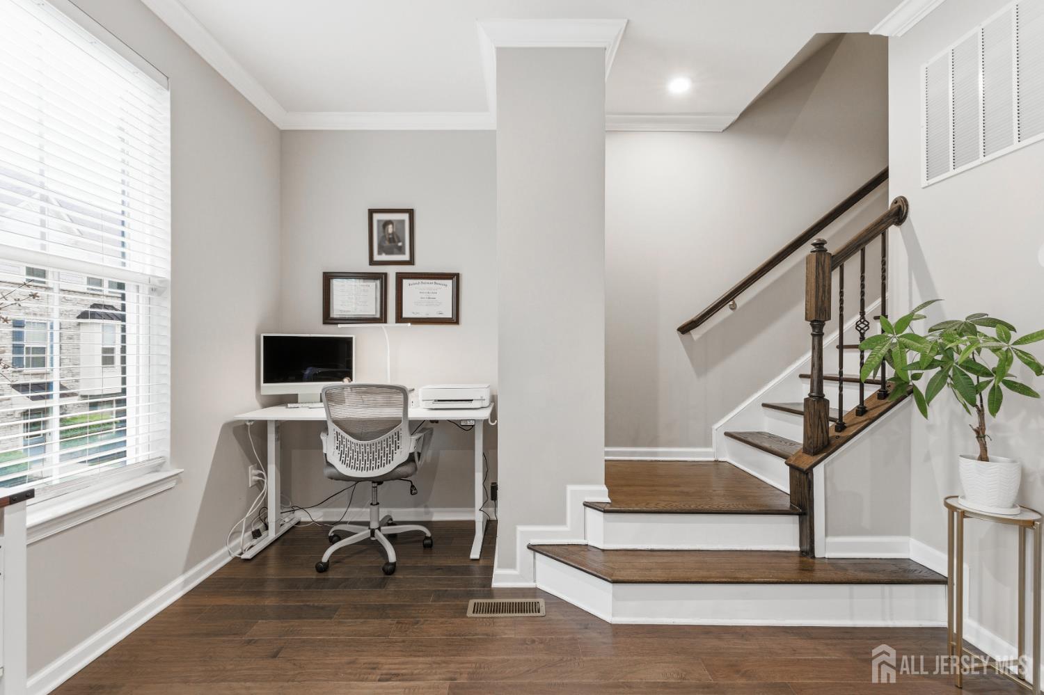 706 Bayside Court South Amboy NJ 08879