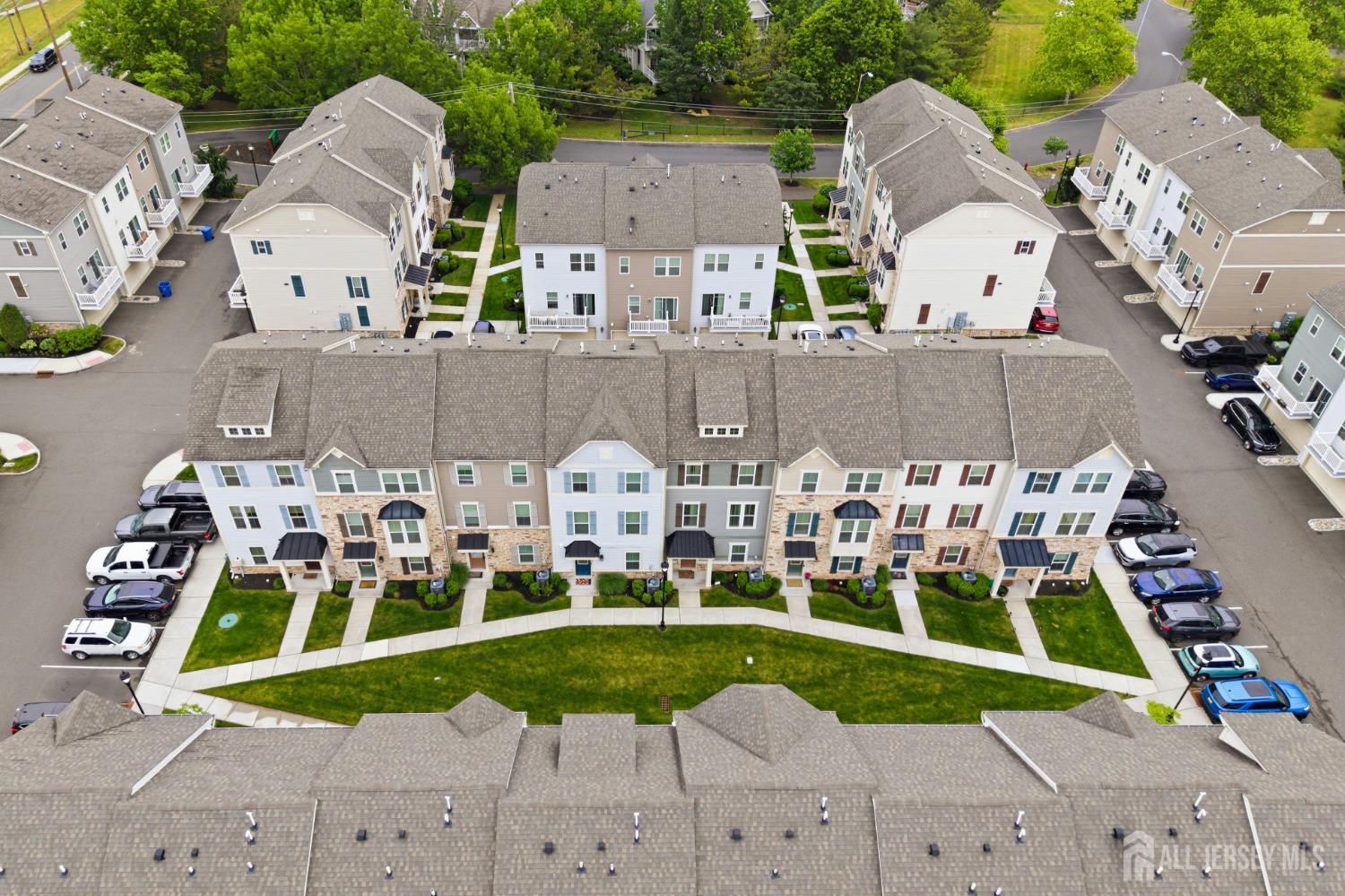 706 Bayside Court South Amboy NJ 08879