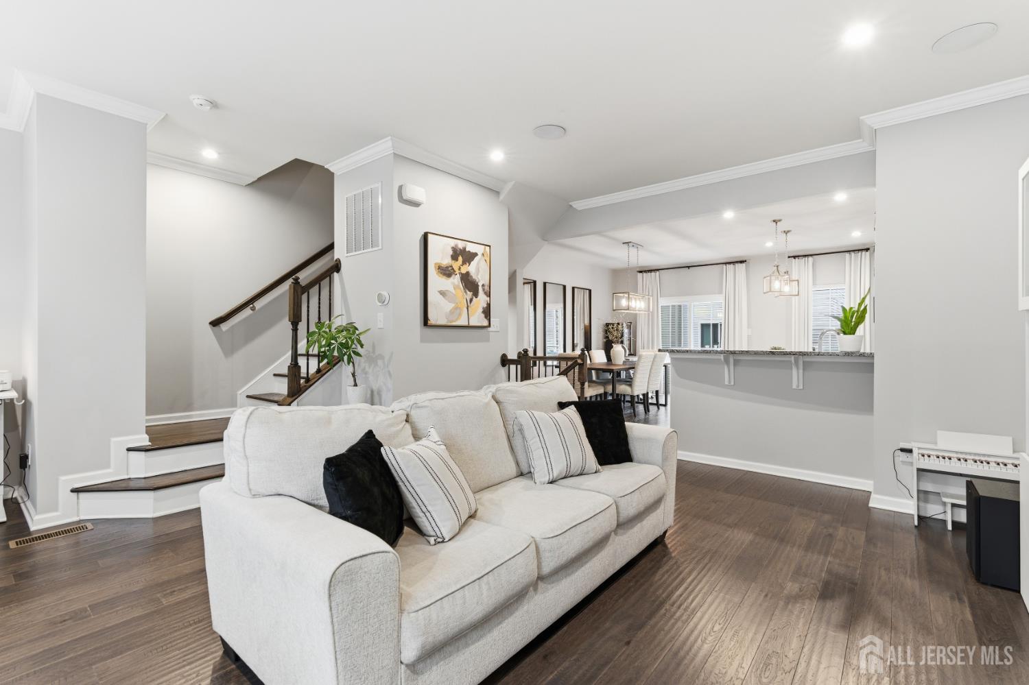 706 Bayside Court South Amboy NJ 08879