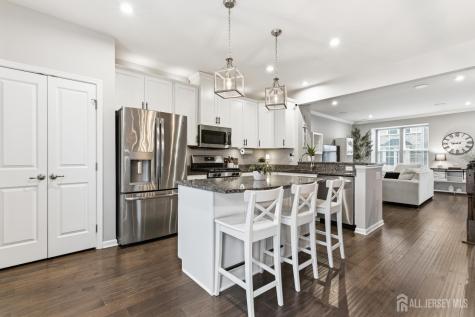 706 Bayside Court South Amboy NJ 08879