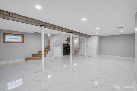 304 Park Avenue N Linden NJ 07036