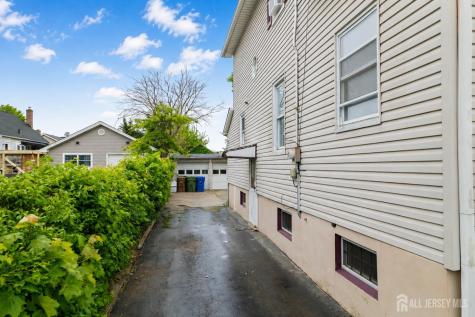 304 Park Avenue N Linden NJ 07036