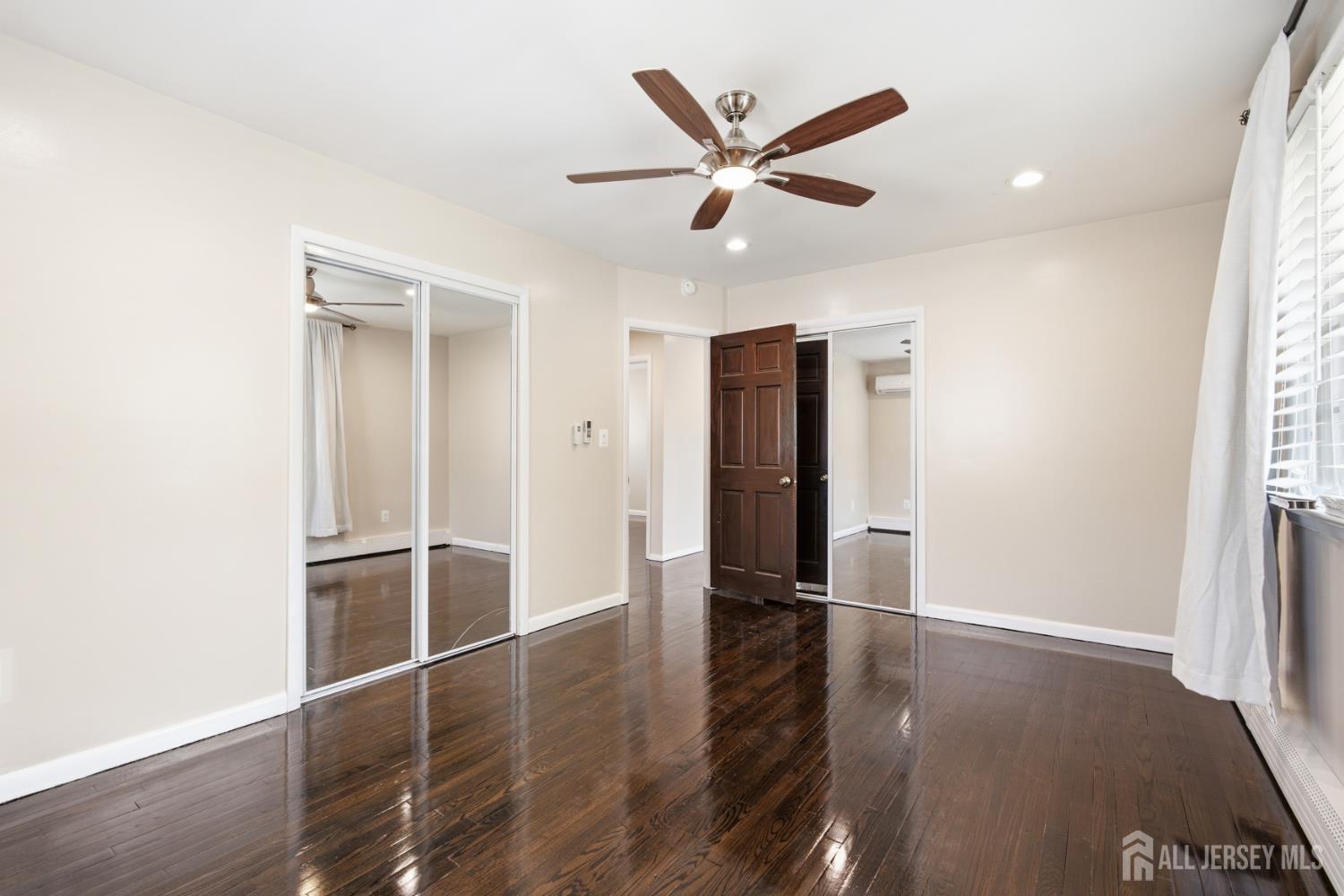 5 Snyder Lane Keyport NJ 07735
