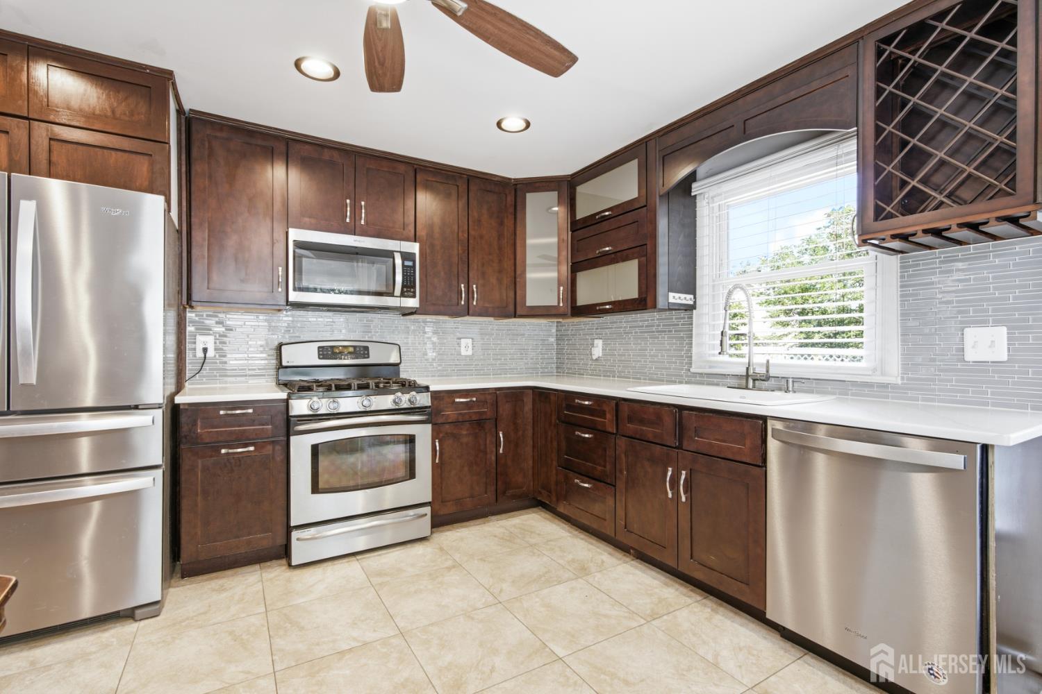 5 Snyder Lane Keyport NJ 07735