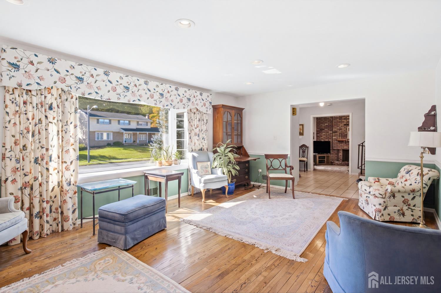 35 Woodmere Road North Brunswick NJ 08902