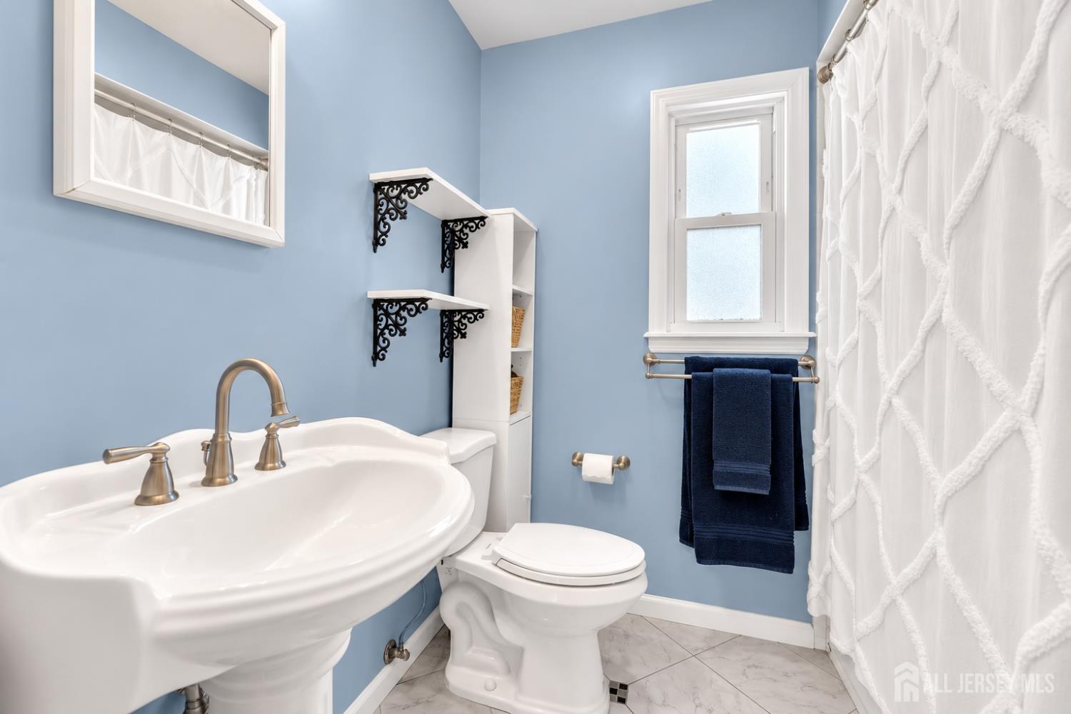 4 Willow Avenue Edison NJ 08817