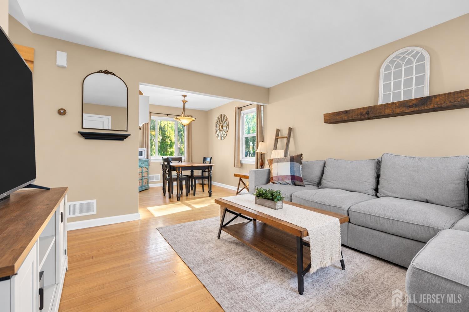 4 Willow Avenue Edison NJ 08817