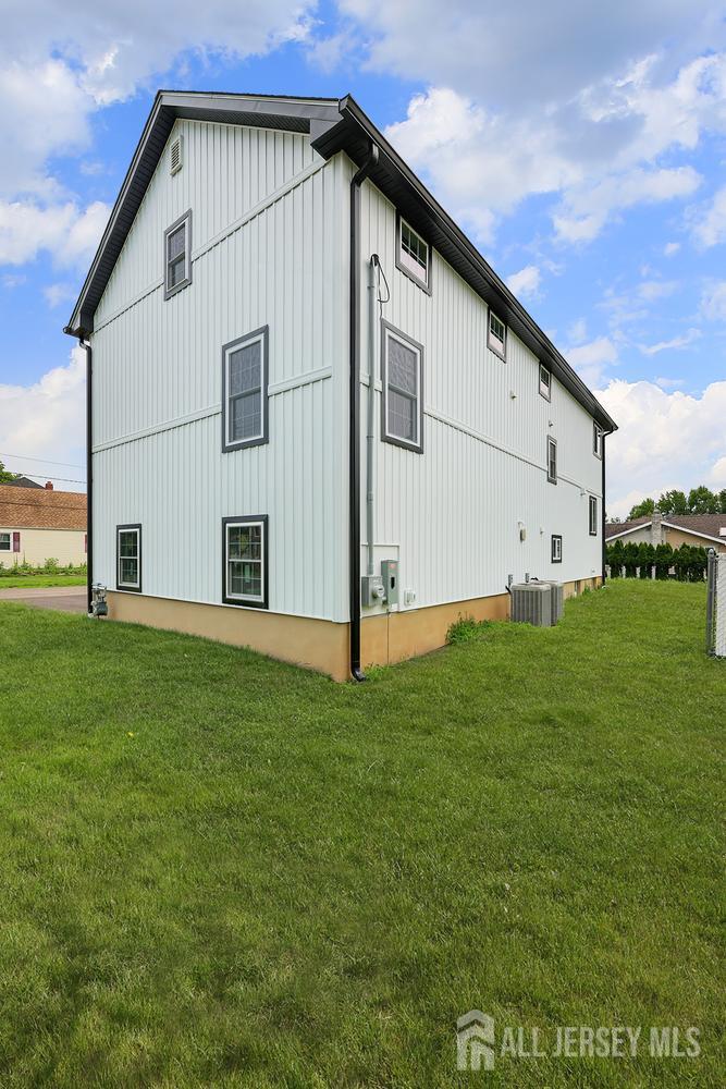 141 Lund Avenue Edison NJ 08820