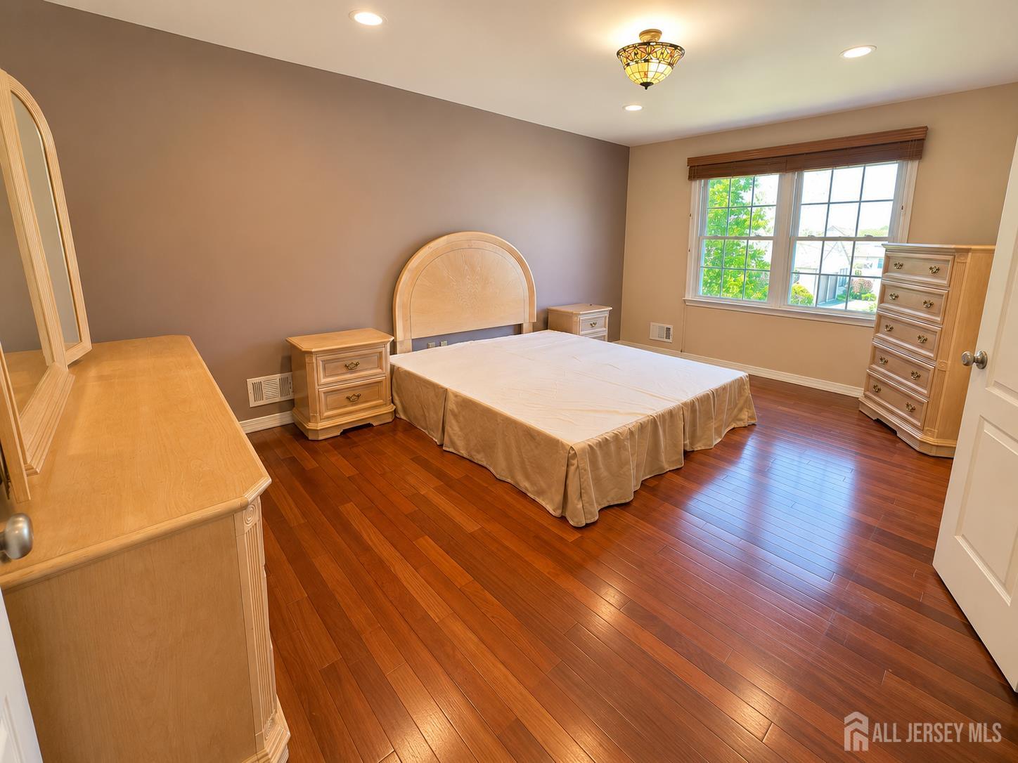 35 Liberty Drive South Brunswick NJ 08810