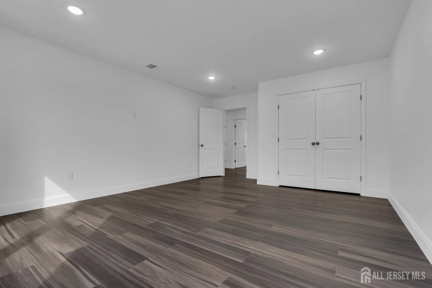86 Fernwood Drive Piscataway NJ 08854