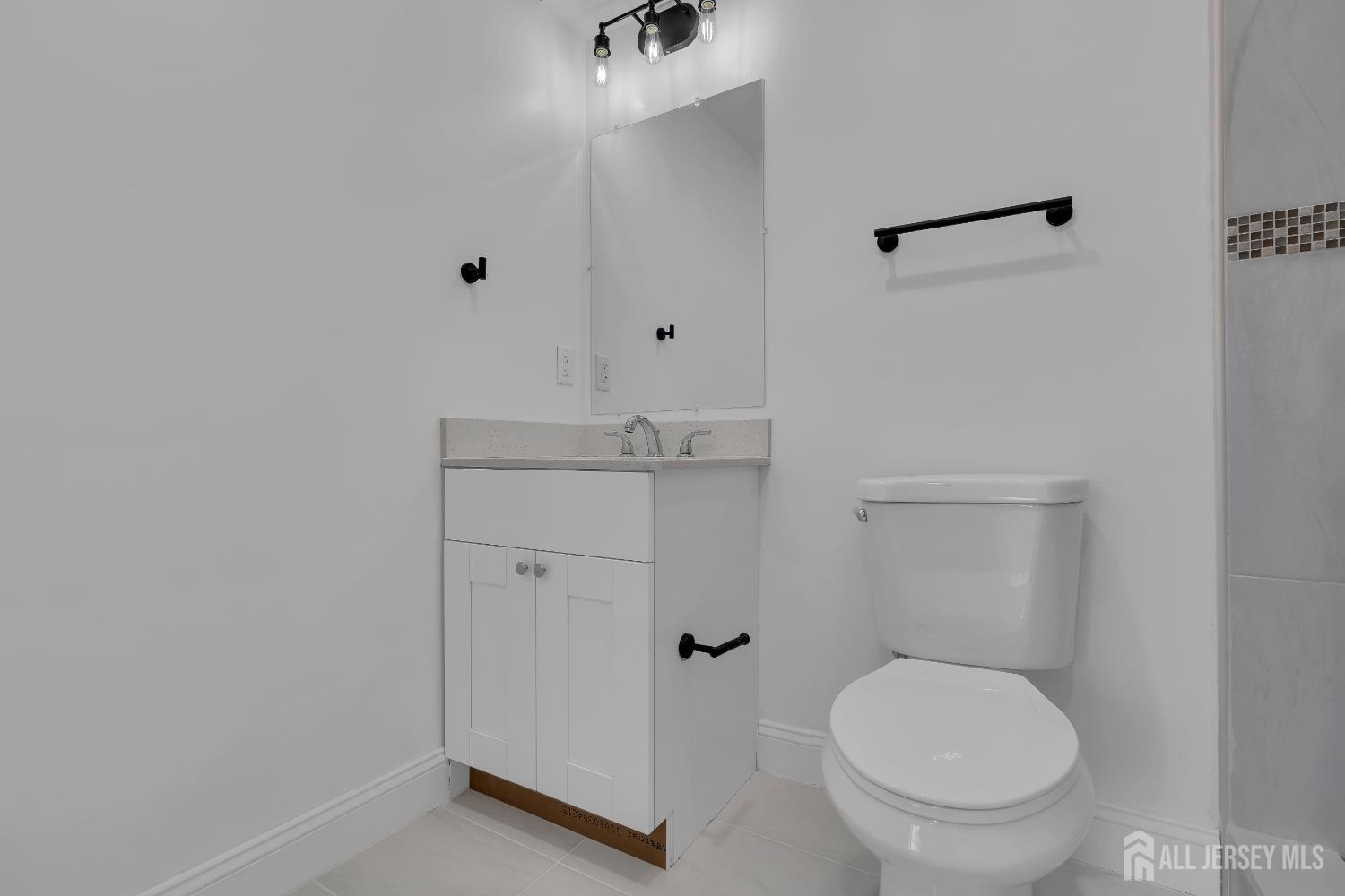 86 Fernwood Drive Piscataway NJ 08854