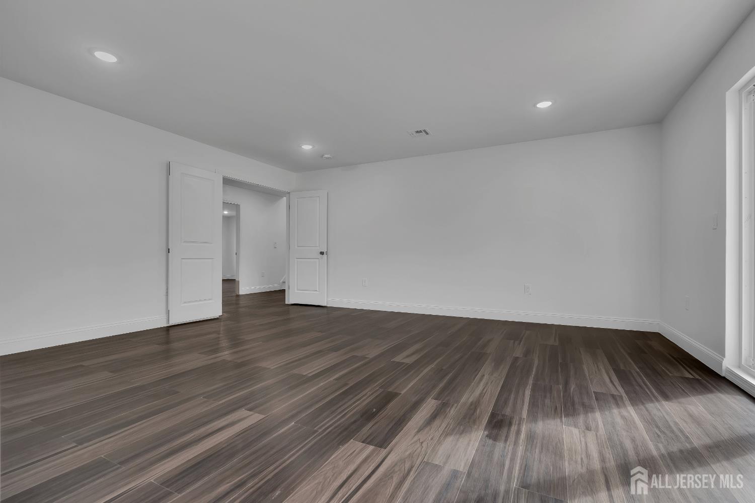 86 Fernwood Drive Piscataway NJ 08854