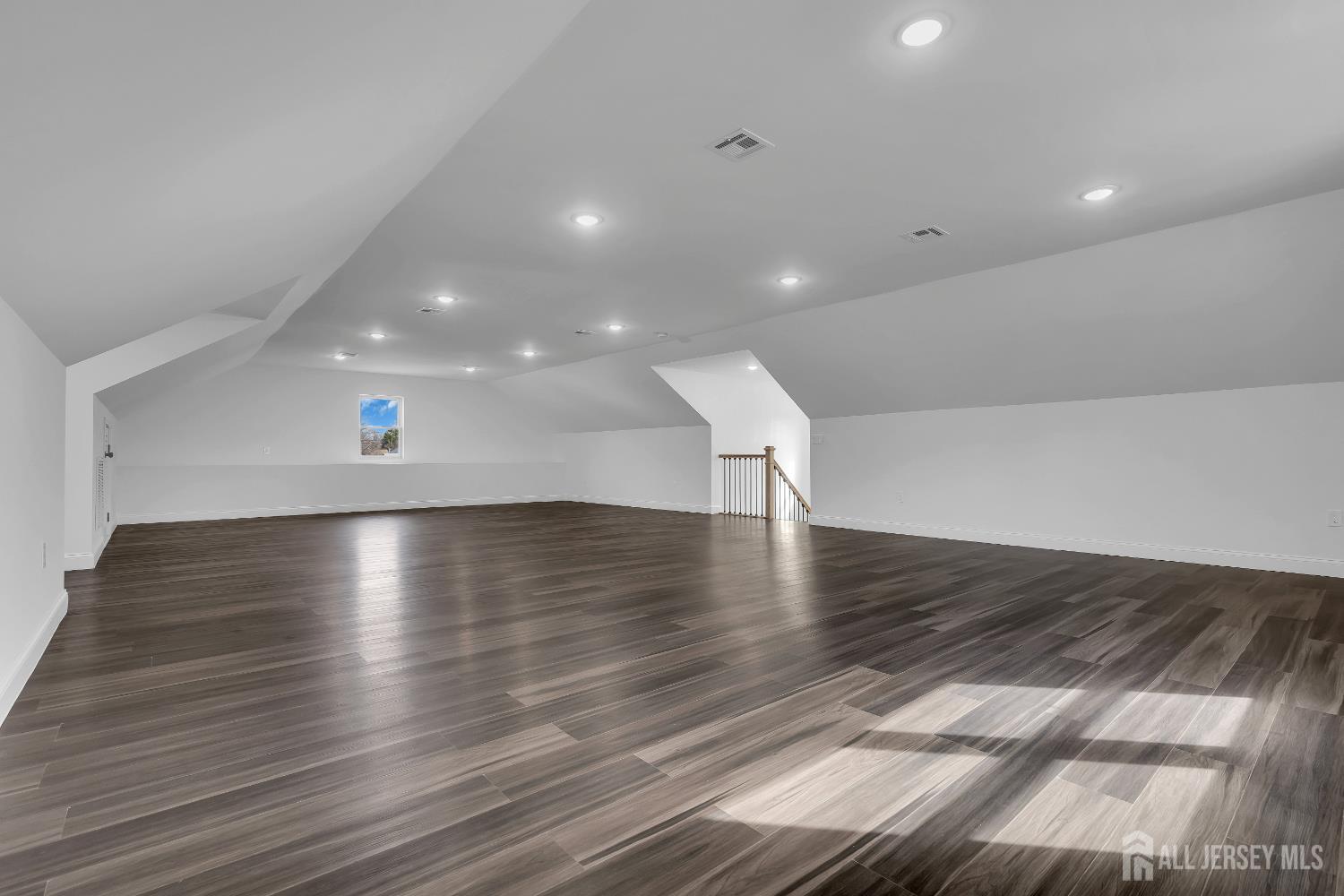 86 Fernwood Drive Piscataway NJ 08854